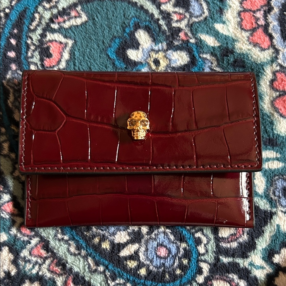 New Alexander McQueen Burgundy Croc-Embossed Card Holder